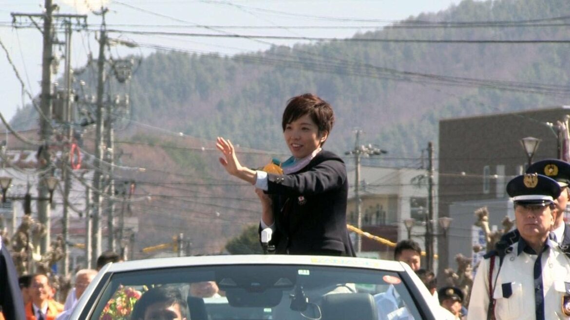 平昌で金メダルの小平奈緒、地元・茅野市で祝賀パレード