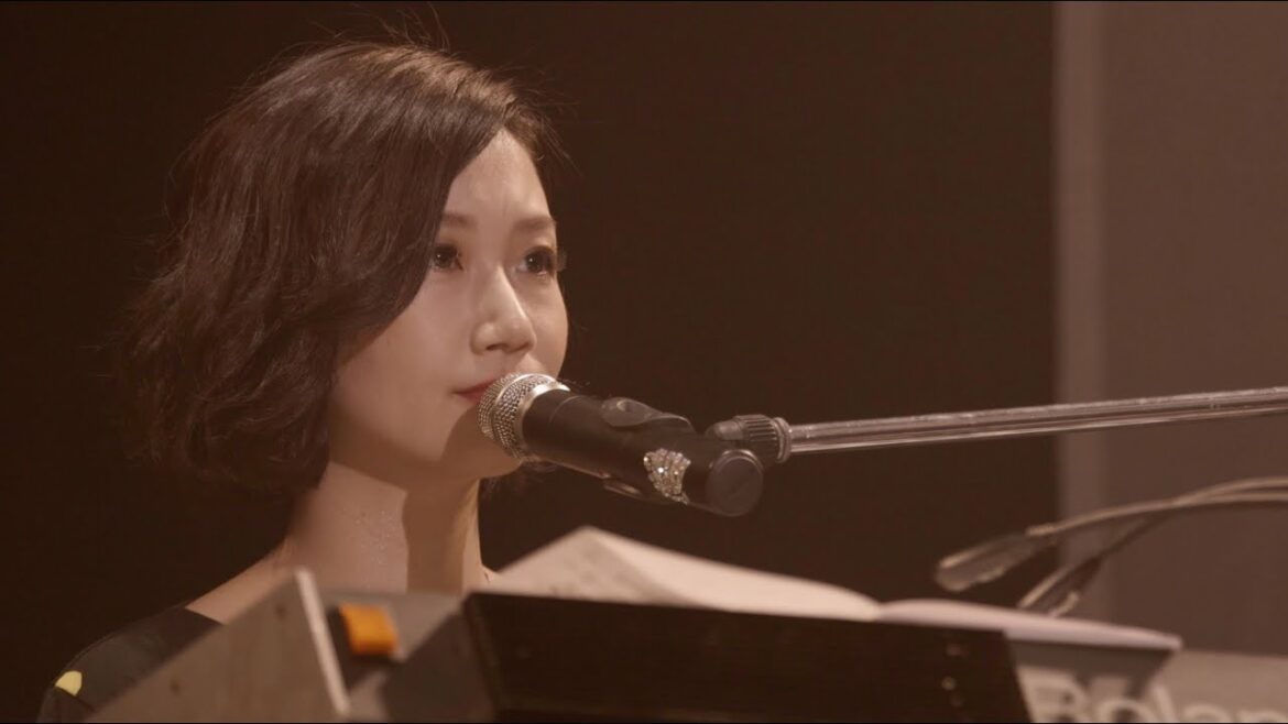 大塚 愛 ai otsuka / ヒカリ (LOVE FANTASTIC TOUR 2014)ライブ映像
