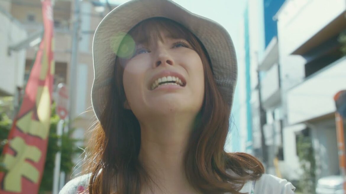 広瀬アリスが食べまくる　ドラマ『失恋めし』特別予告