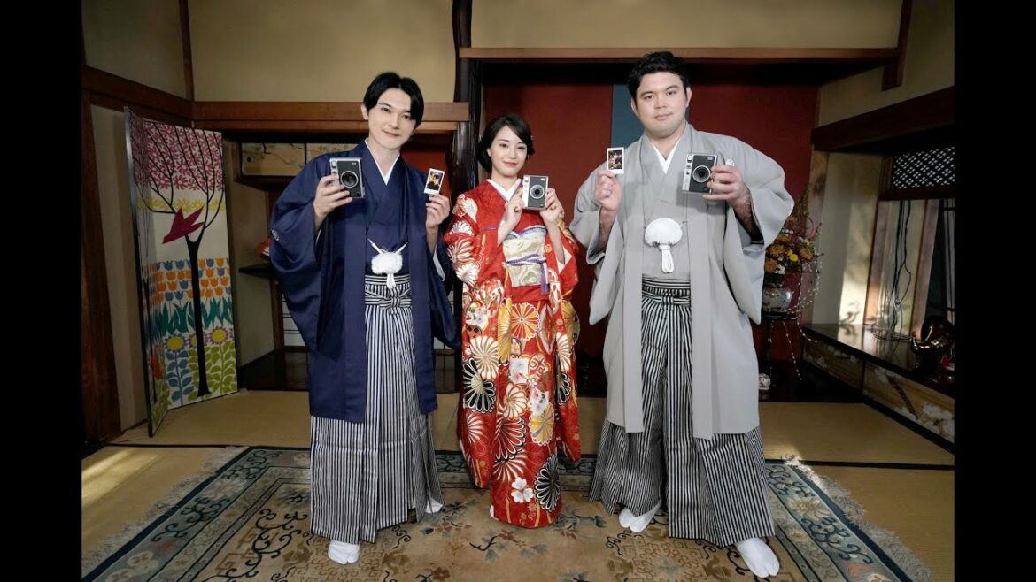 「お正月を写そう♪2022　チェキ・エモい写真」篇　インタビュームービー／富士フイルム