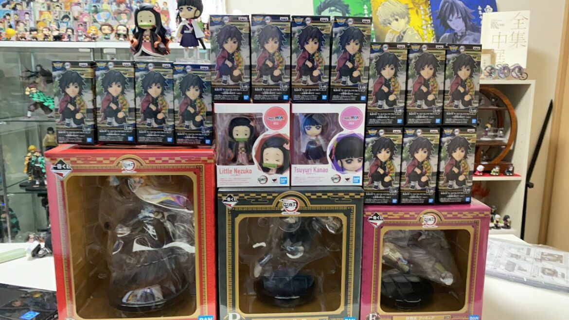 今日の福袋販売は最新フィギュアとか原画展グッズとか盛りだくさん？