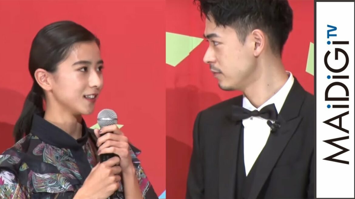 黒島結菜、成田凌との“向かい合う”シーンは「照れ臭かった」 映画「カツベン!」公開記念舞台あいさつ 黒島結菜、成田凌との“向かい合う”シーンは「照れ臭かった」 映画「カツベン!」公開記念舞台あいさつ