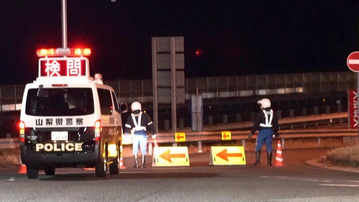 『2021前夜祭』検問🚨前夜祭の一部始終！Police VS Gangs🔥 #竹ヤリ#シャコタン#グラチャン#暴走族#爆音サウンド【街道レーサー☆旧車會☆初日の出暴走 】