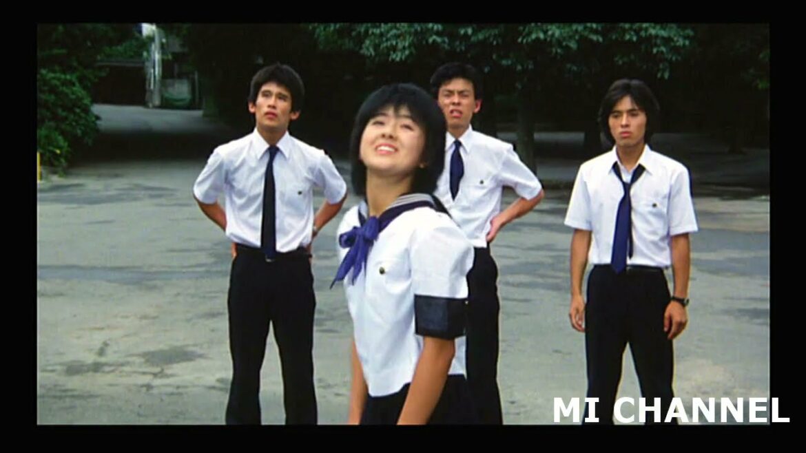 セーラー服と機関銃（1981 薬師丸ひろ子）