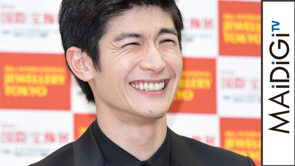 三浦春馬、表彰式で大興奮 「少し取り乱しました」 「第28回日本ジュエリーベストドレッサー賞」会見 三浦春馬、表彰式で大興奮 「少し取り乱しました」 「第28回日本ジュエリーベストドレッサー賞」会見