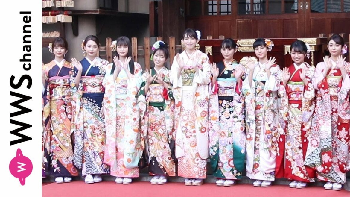 飯豊まりえ、今泉佑唯、浅川梨奈らエイベックス所属タレントが晴れ着で登場