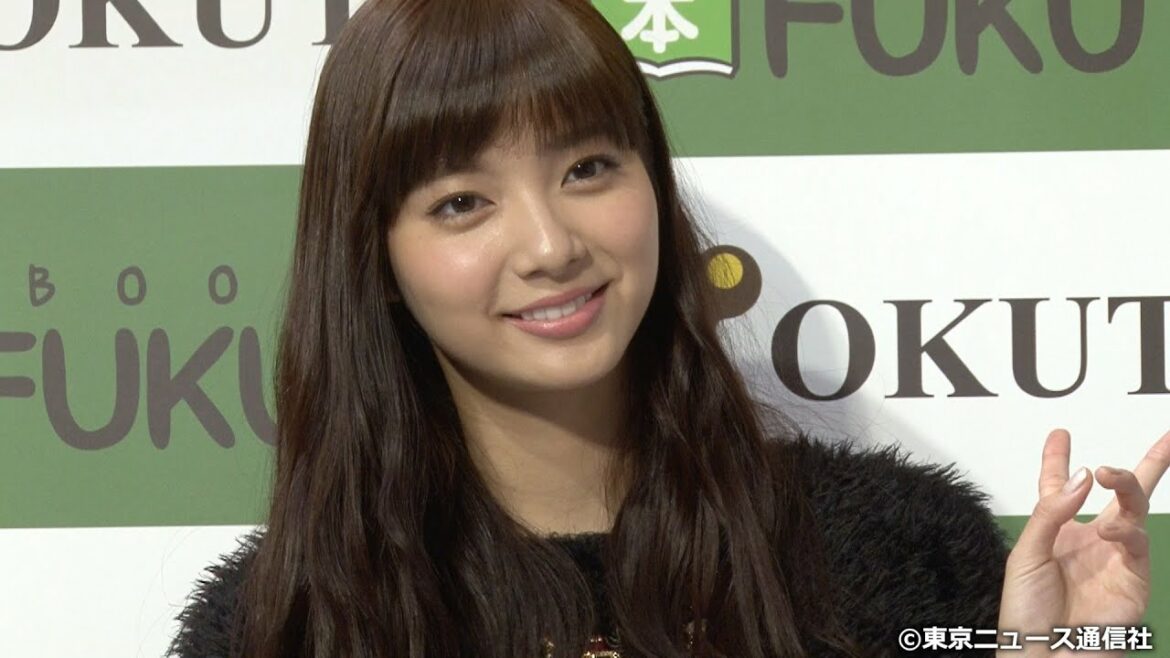 【TNS動画ニュース】新川優愛「怖くないので声かけて！」…2015年カレンダー発売記念イベント