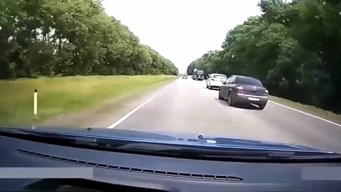 【ドラレコ】交通事故衝撃映像【交通安全啓発】Traffic accident drive recorder video #26