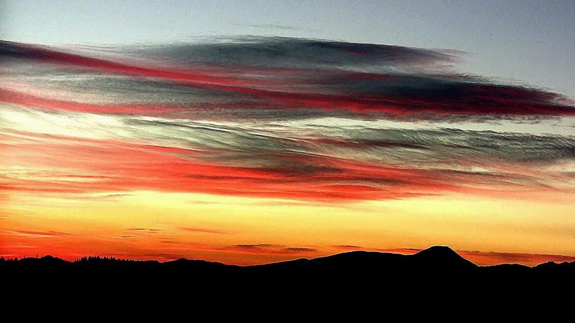 Panis Angelicus 声:有村架純・ジブリ アニメ・思い出のマーニー挿入曲・アルハンブ ラの思い出 Panis Angelicus 声:有村架純・ジブリ アニメ・思い出のマーニー挿入曲・アルハンブ ラの思い出