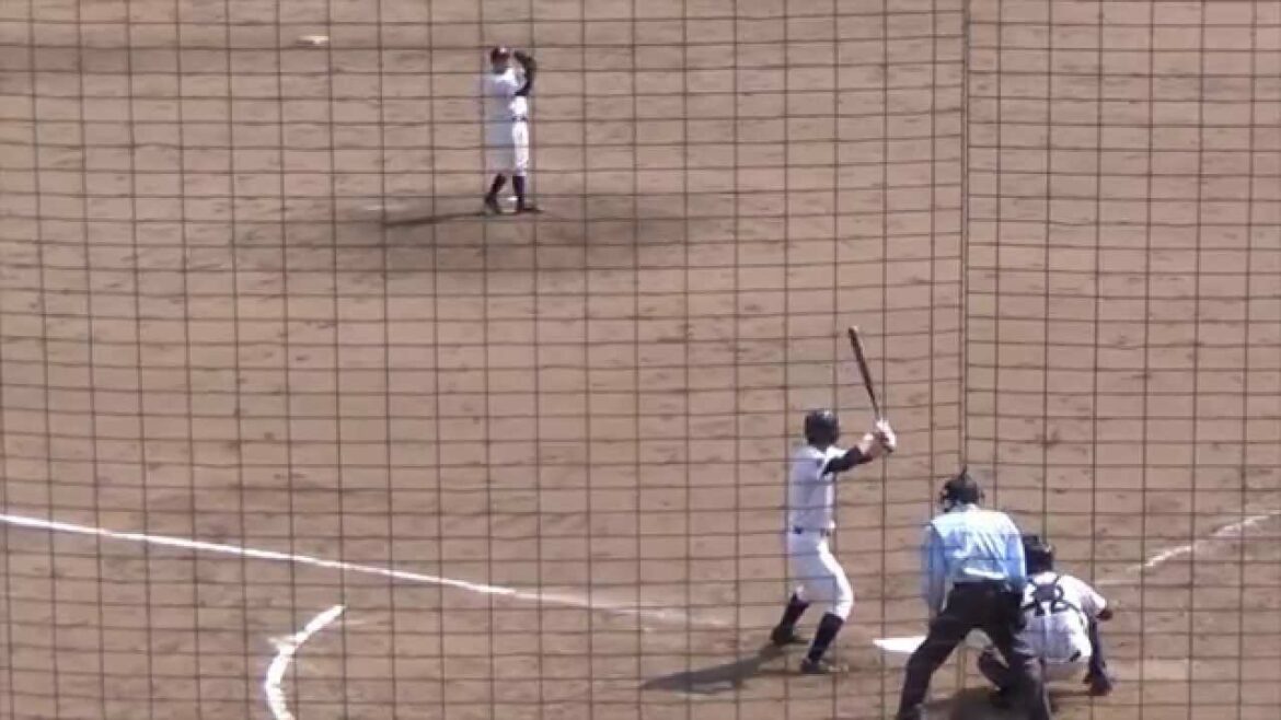 2015/4/18@呉二河 広島新庄・堀瑞輝投手(2年)の投球 2015/4/18@呉二河 広島新庄・堀瑞輝投手(2年)の投球