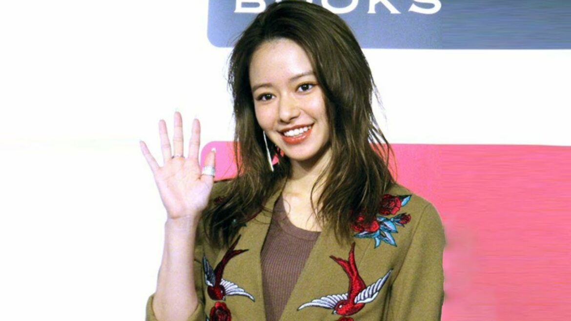 山本舞香　マイファスHiroと「ディズニーデート」写真