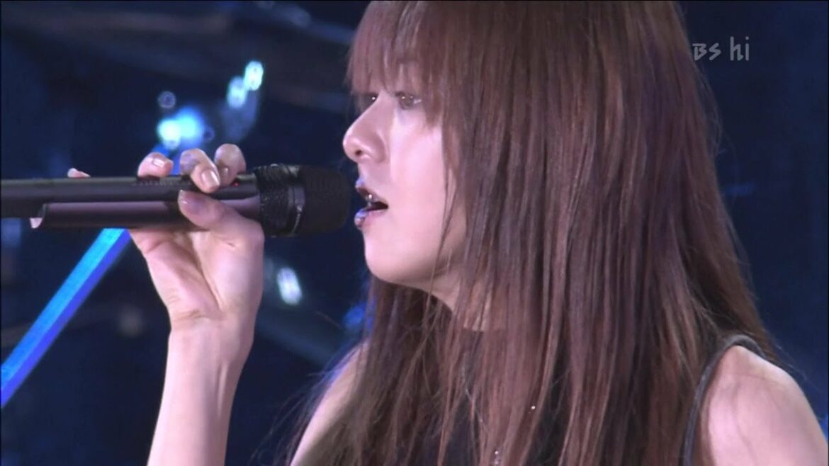 Mai Kuraki - 冷たい海 (2003.10.11 Kyoto) 倉木麻衣