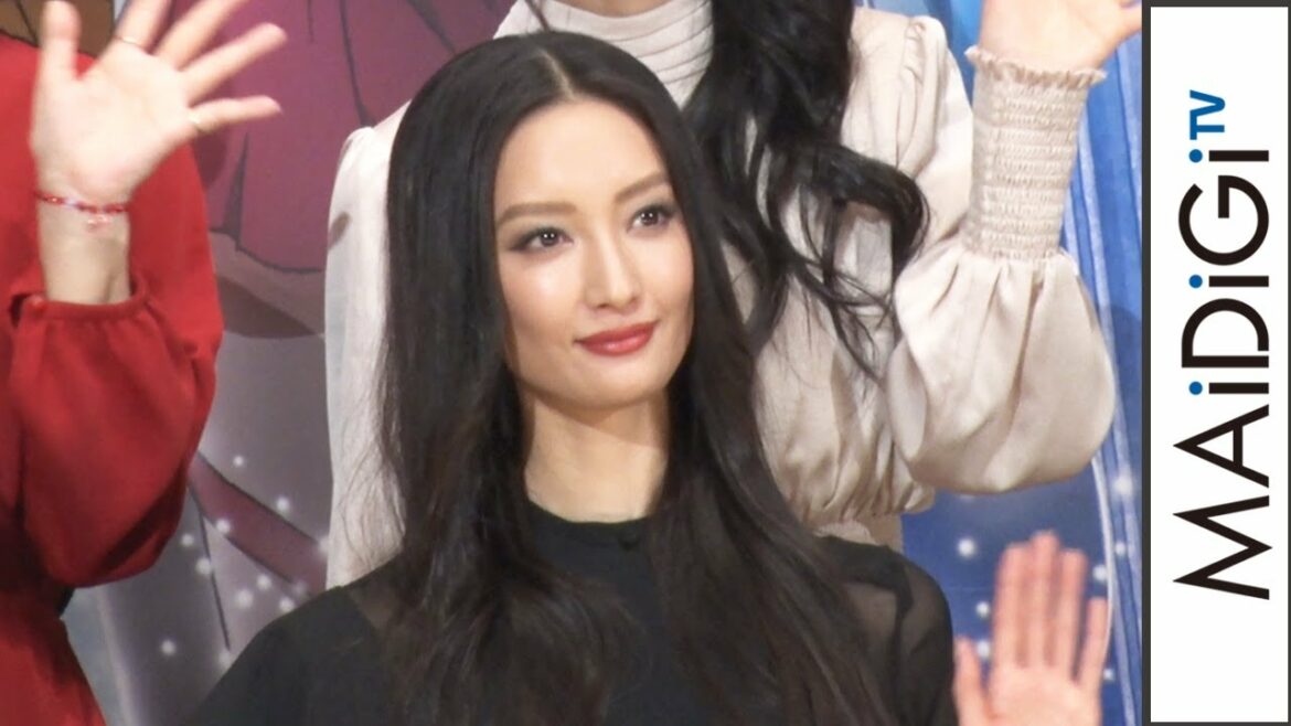菜々緒、佐藤かよとセーラームーンごっこ　子供の頃の思い出明かす「絶対にセーラームーンの座を譲らなかった」