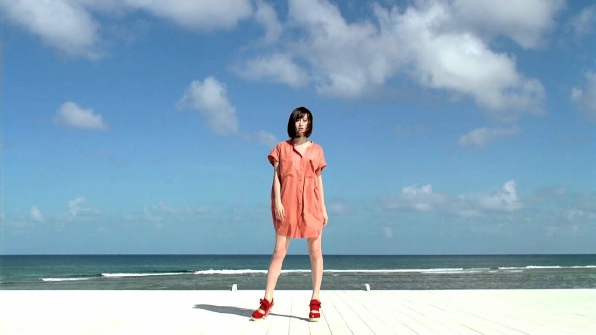 CM AKB48 前田敦子 g.u. オトナSUMMER篇