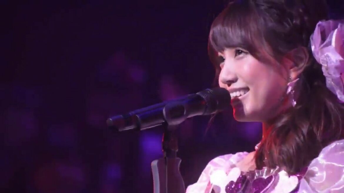Heart Gata Virus ハート型ウイルス AKB48 (Kojima Haruna - Kato Rena - Iriyama Anna)