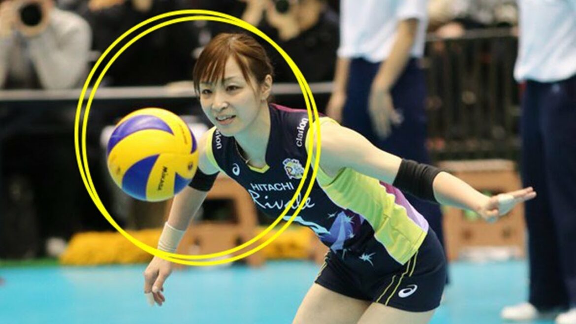 【バレーボール】リベロ佐藤あり紗。ツヨカワ女神【スーパープレイ】