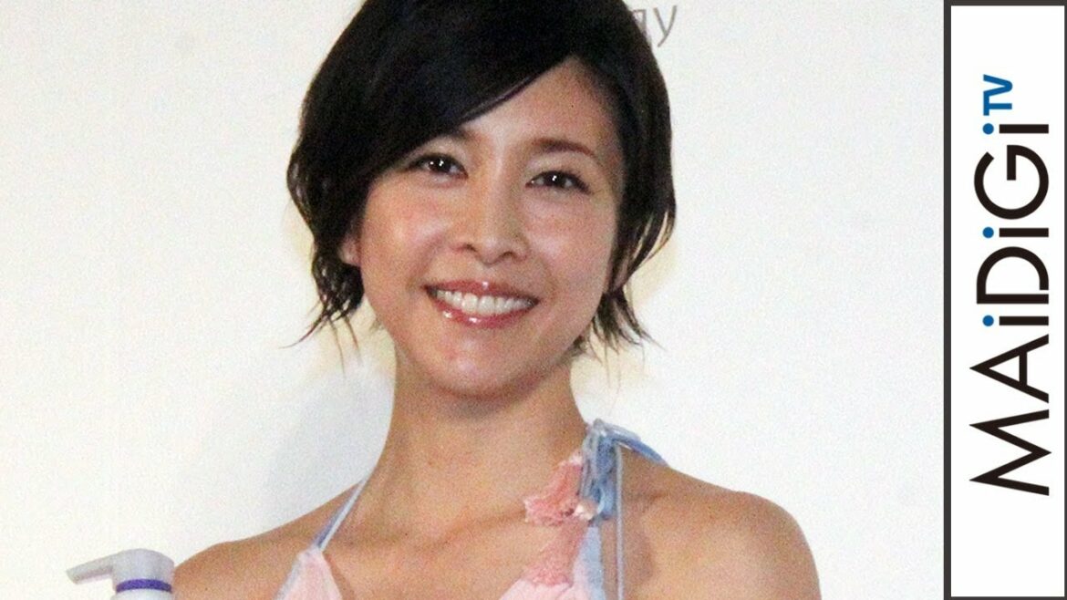 竹内結子、“美背中”披露に大照れ　ボディーウォッシュ「ラメランス」新CM発表会