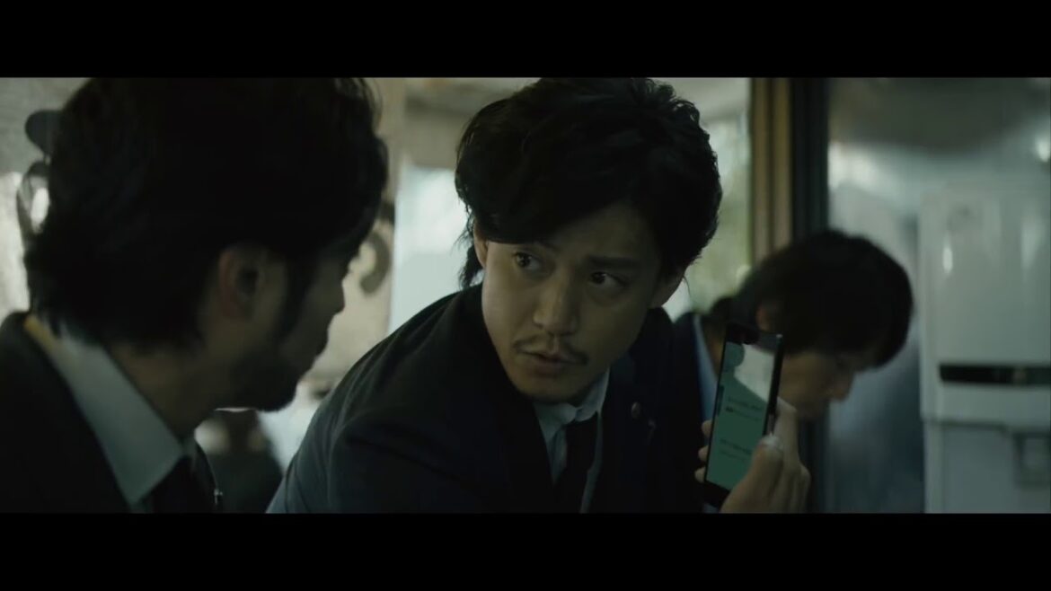 【富士通 arrows】 【割れない刑事シリーズ】小栗 旬＆山田 孝之