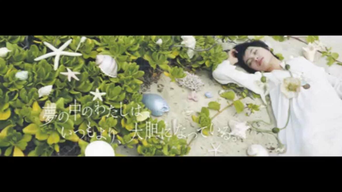 女心に刺さりまくる蜷川実花のLUMINEの広告