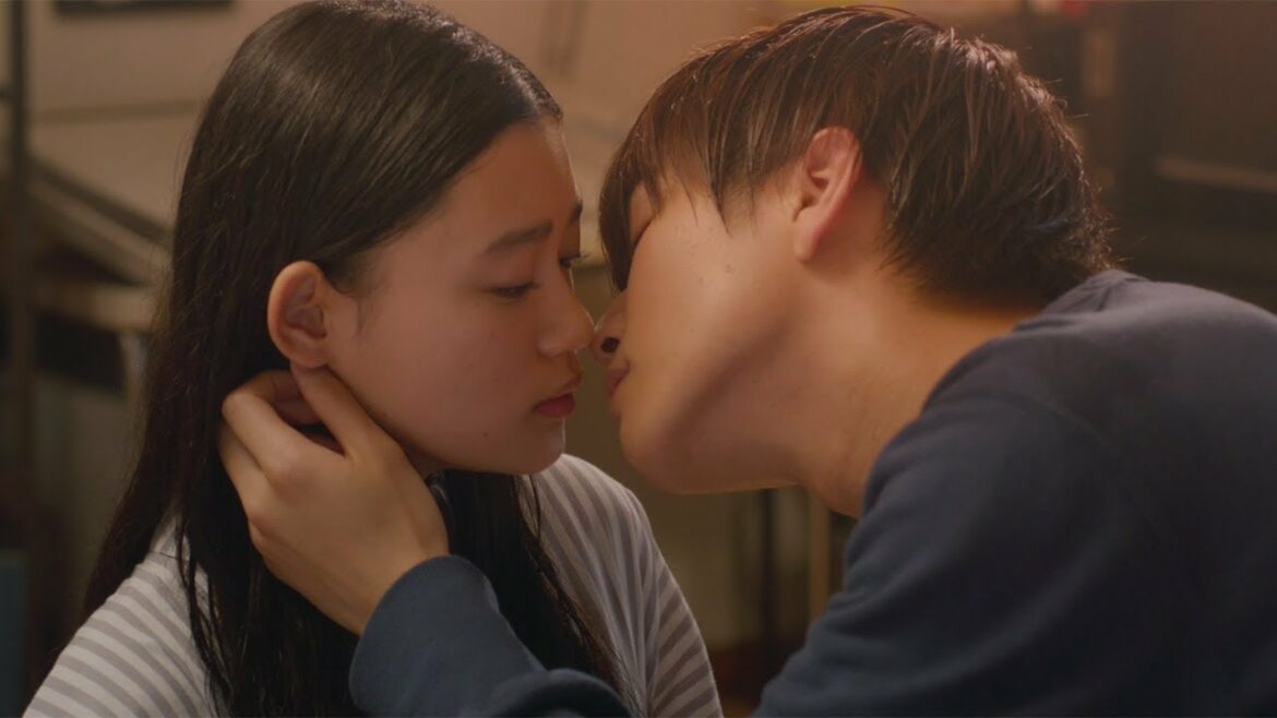 岩田剛典、杉咲花とキス寸前　純愛ラブストーリー　映画「パーフェクトワールド 君といる奇跡」予告編