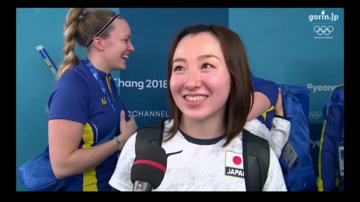 悔し泣きの吉田知那美をスウェーデン選手が慰める微笑ましいワンシーン