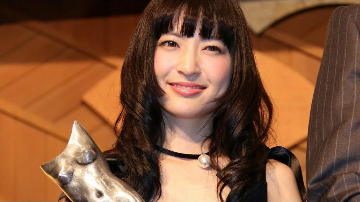 神田沙也加「ゆうもあ大賞」受賞に喜び　「いつまでもユーモアのある女性で……」　#Sayaka Kanda　#event