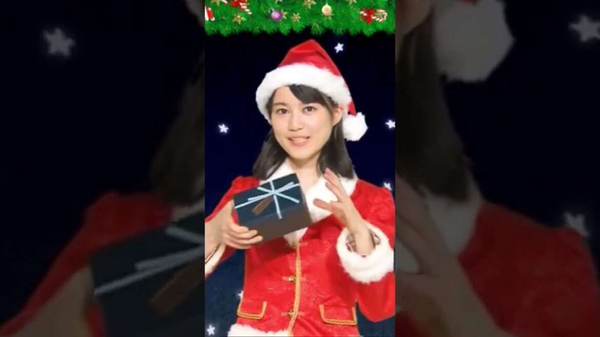 サンタの生田絵梨花さん