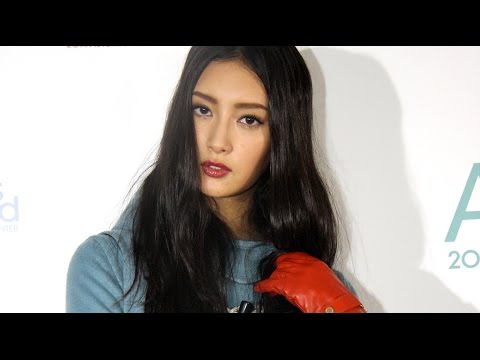 菜々緒 「ファースト・クラス」続編に自信 「ガールズアワード2014 AUTUMN/WINTER」会見 菜々緒 「ファースト・クラス」続編に自信 「ガールズアワード2014 AUTUMN/WINTER」会見