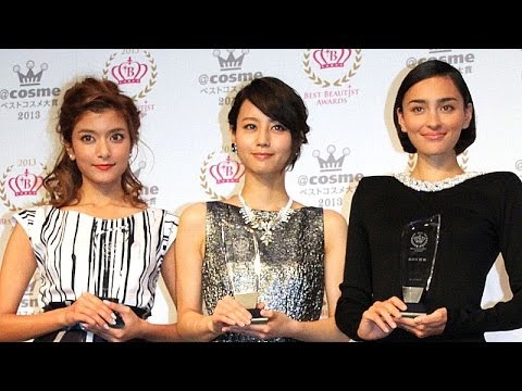 ローラがタレント部門、堀北真希は女優部門に!「2013年ベストビューティストアワード」(2) ローラがタレント部門、堀北真希は女優部門に!「2013年ベストビューティストアワード」(2)