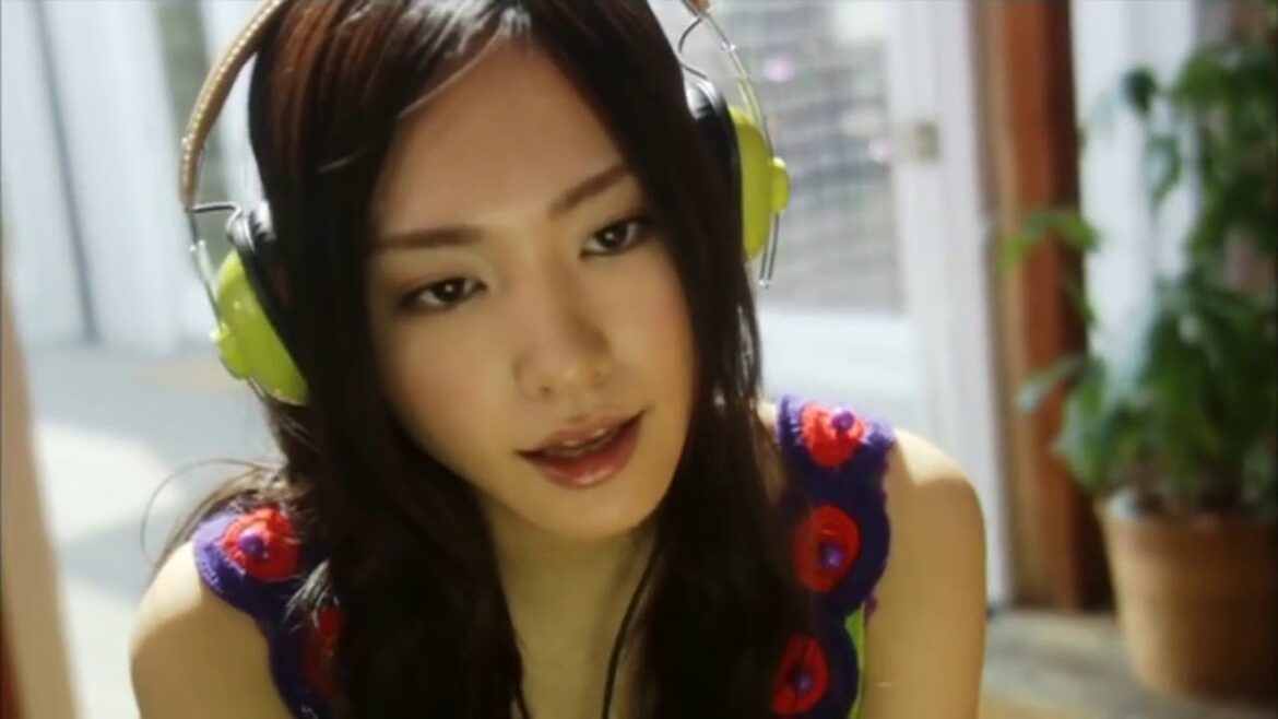Yui Aragaki (新垣 結衣) - MV Make My Day - HD
