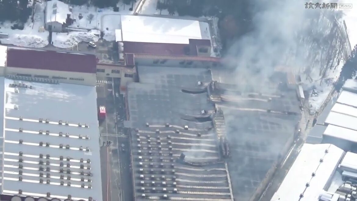 米菓「雪の宿」「ぱりんこ」で有名、製菓工場で火災…新潟 米菓「雪の宿」「ぱりんこ」で有名、製菓工場で火災…新潟