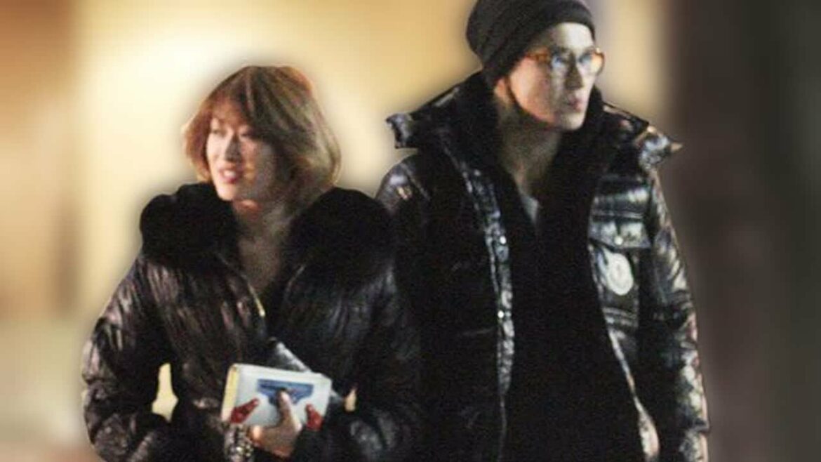 【祝誕生日】小栗旬 路上で後ろからハグ…大河主演までにあった山田優との“密着愛”現場 【祝誕生日】小栗旬 路上で後ろからハグ…大河主演までにあった山田優との“密着愛”現場