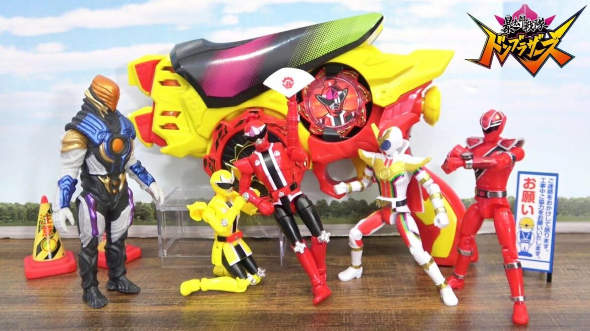 人形劇【暴太郎戦隊ドンブラザーズ】ドンモモタロウ登場!!ドンブラスターで勝負勝負!!