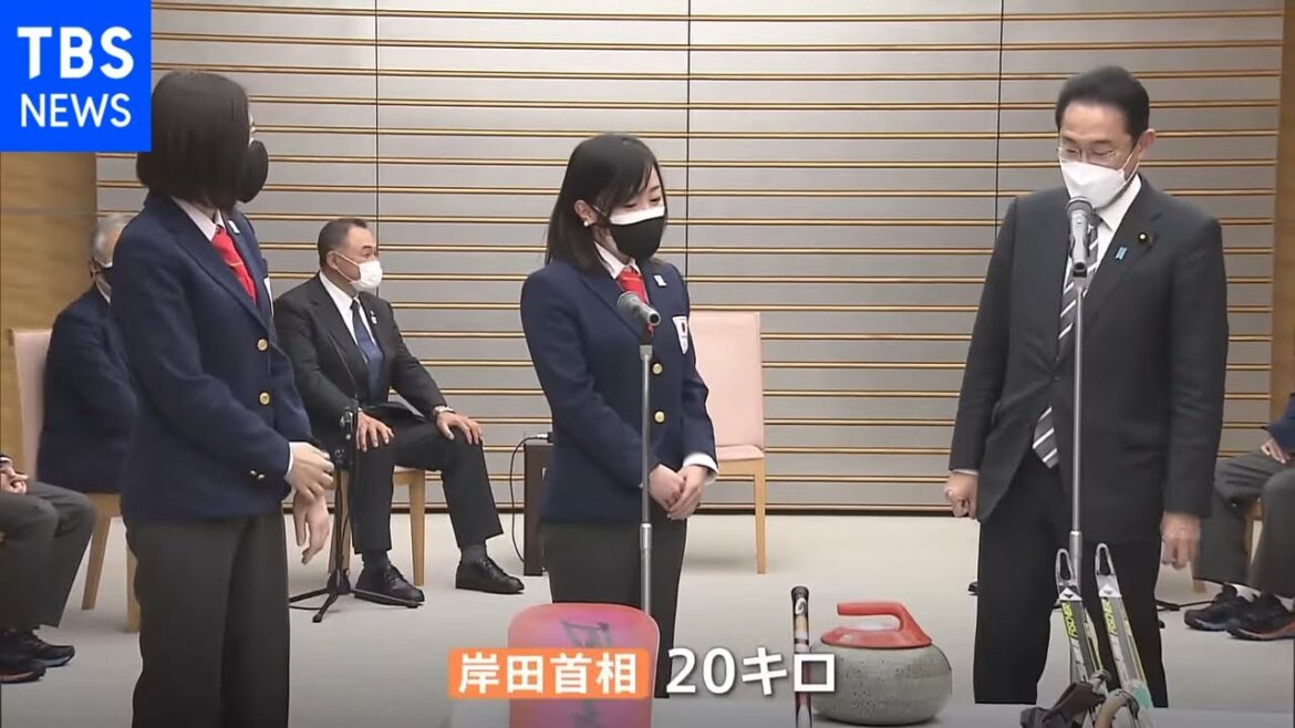 北京オリパラのメダリストら 岸田首相に大会報告