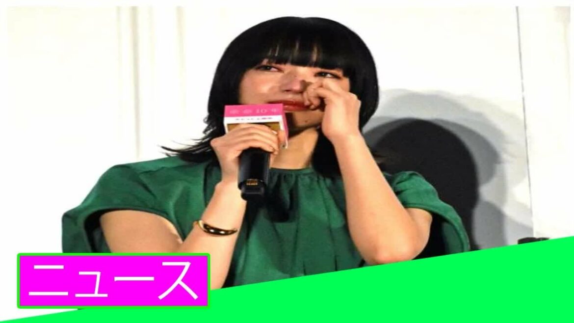 小松菜奈、舞台あいさつで号泣　原作者遺族から感謝の手紙「家宝にします」 「ニュース」