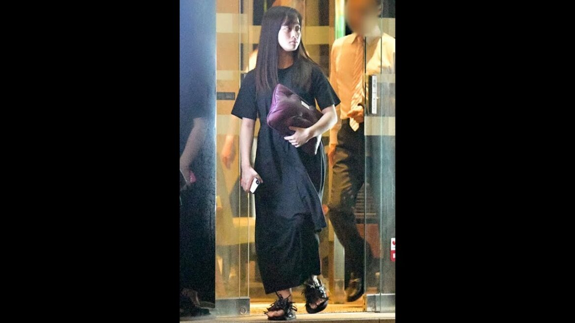 橋本環奈　焼肉店へ直行！可愛すぎる夜の姿