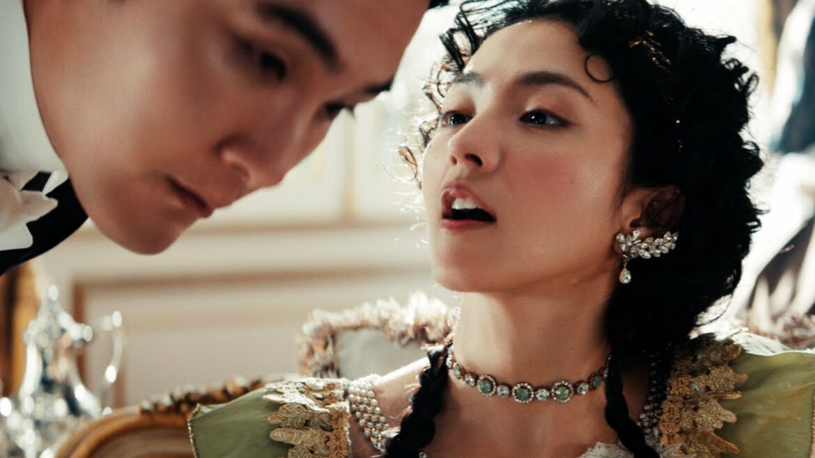 満島ひかり、松田龍平の耳元で現実突きつける一言 オチは2人のアドリブ UQ mobile「UQUEEN」新CM「グッズ」編 満島ひかり、松田龍平の耳元で現実突きつける一言 オチは2人のアドリブ UQ mobile「UQUEEN」新CM「グッズ」編