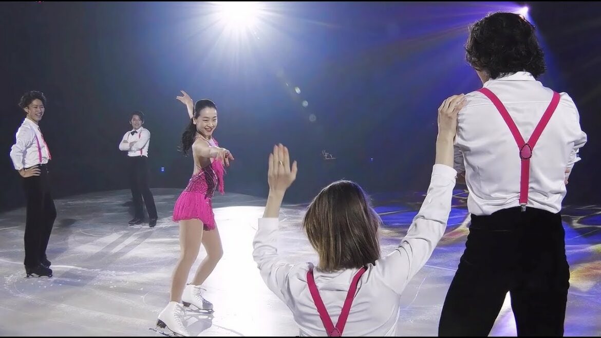 浅田真央(mao asada) MTTの思い出 - 2 ～ 男性陣を手玉に取る「素敵なあなた」！笑顔あふれる演技をフォトアルバムでどうぞ。