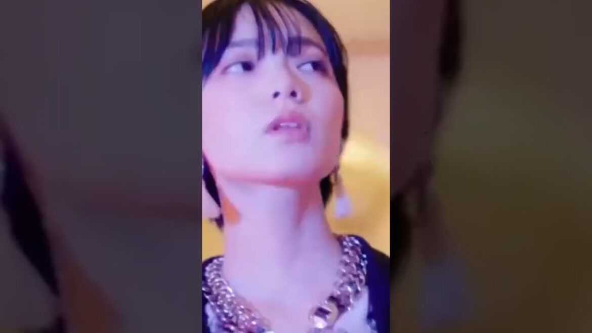 Keyakizaka46 Hirate Yurina ヤバいヤバいヤバい【平手友梨奈 × 市川染五郎】『装苑』2022年5月号#平手友梨奈 市川染五郎 #装苑 #idol #keyakizaka46