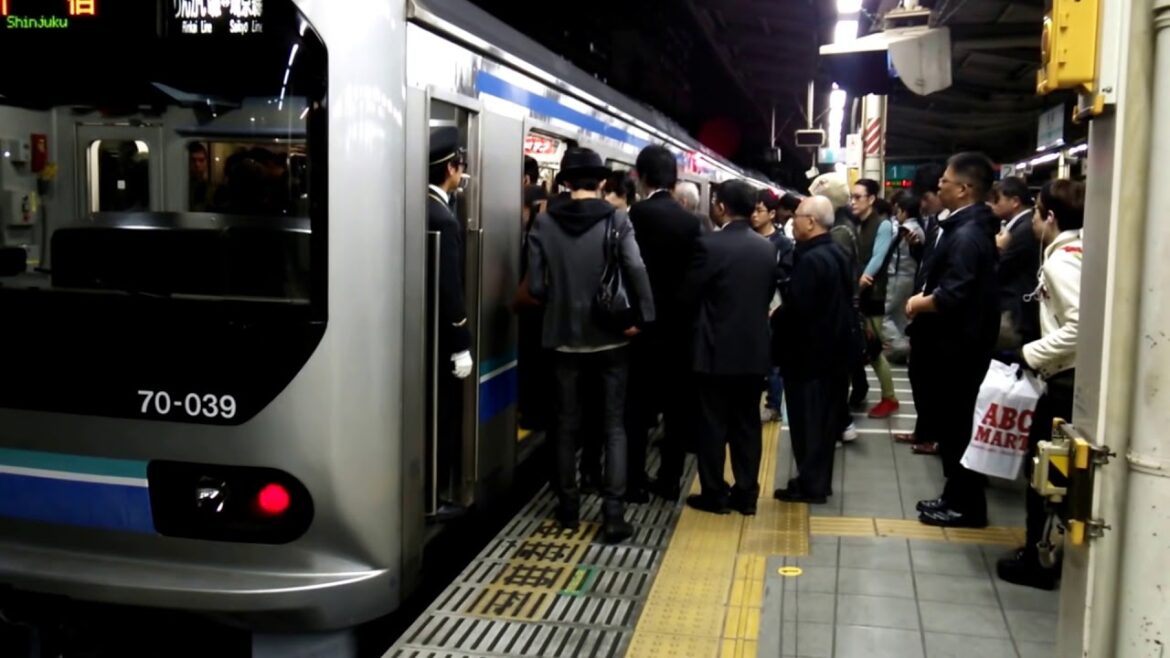 【帰宅ラッシュ】遅延した埼京線車掌の無理ある行動