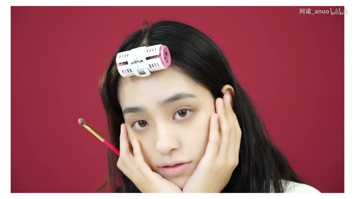 小松菜奈仿妆 秋冬日杂系高级感厌世脸get「阿诺anuo_」