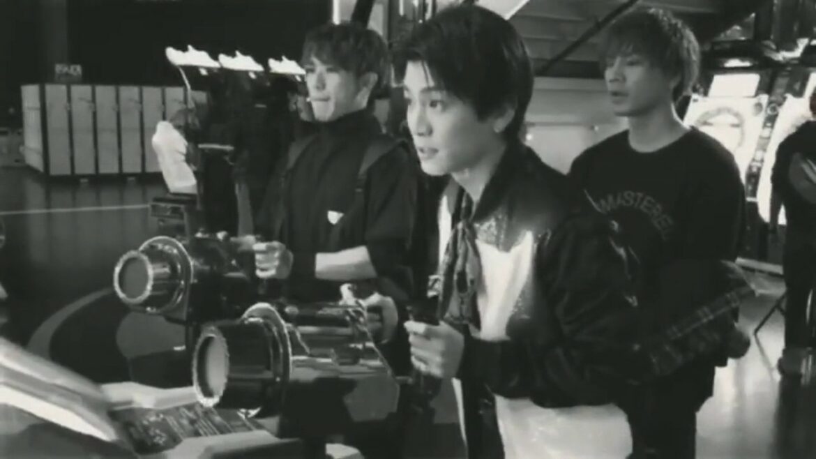岩田剛典､登坂広臣､NAOTO､山下健二郎　４人がゲームセンターでの一コマ！！