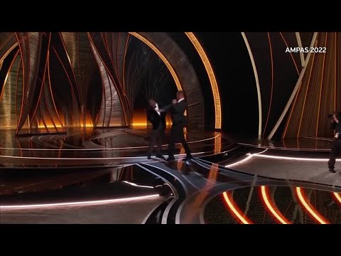 W・スミスが司会にビンタ、妻をからかう発言に激怒 アカデミー賞 W・スミスが司会にビンタ、妻をからかう発言に激怒 アカデミー賞