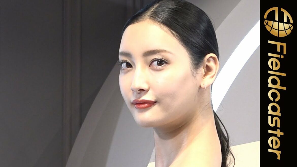 菜々緒 セクシーな後ろ姿を披露【コフレドール】 菜々緒 セクシーな後ろ姿を披露【コフレドール】