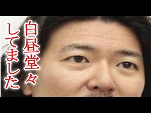 小泉今日子と豊原功補、堂々のデートで喫茶店から自宅へ 小泉今日子と豊原功補、堂々のデートで喫茶店から自宅へ