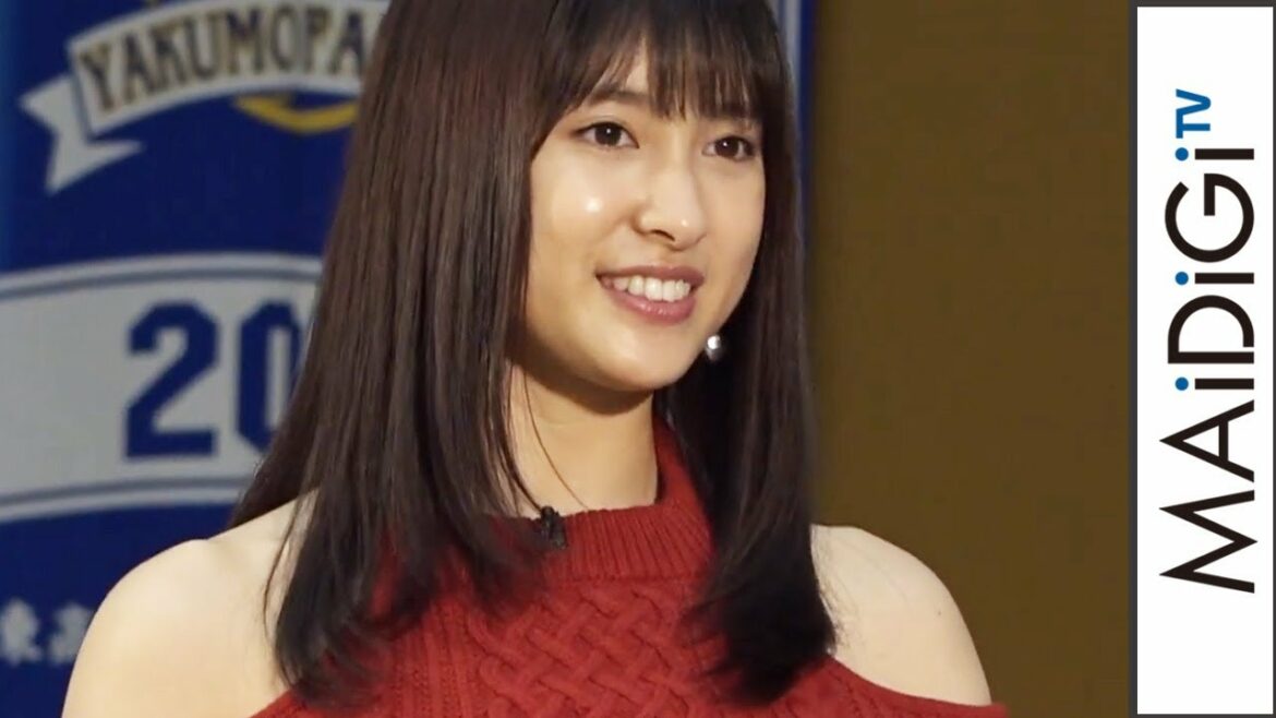 土屋太鳳、肩出しニットで元気に肌見せ　北村匠海＆小関裕太と女子バスケ部員を激励　映画「春待つ僕ら」イベント