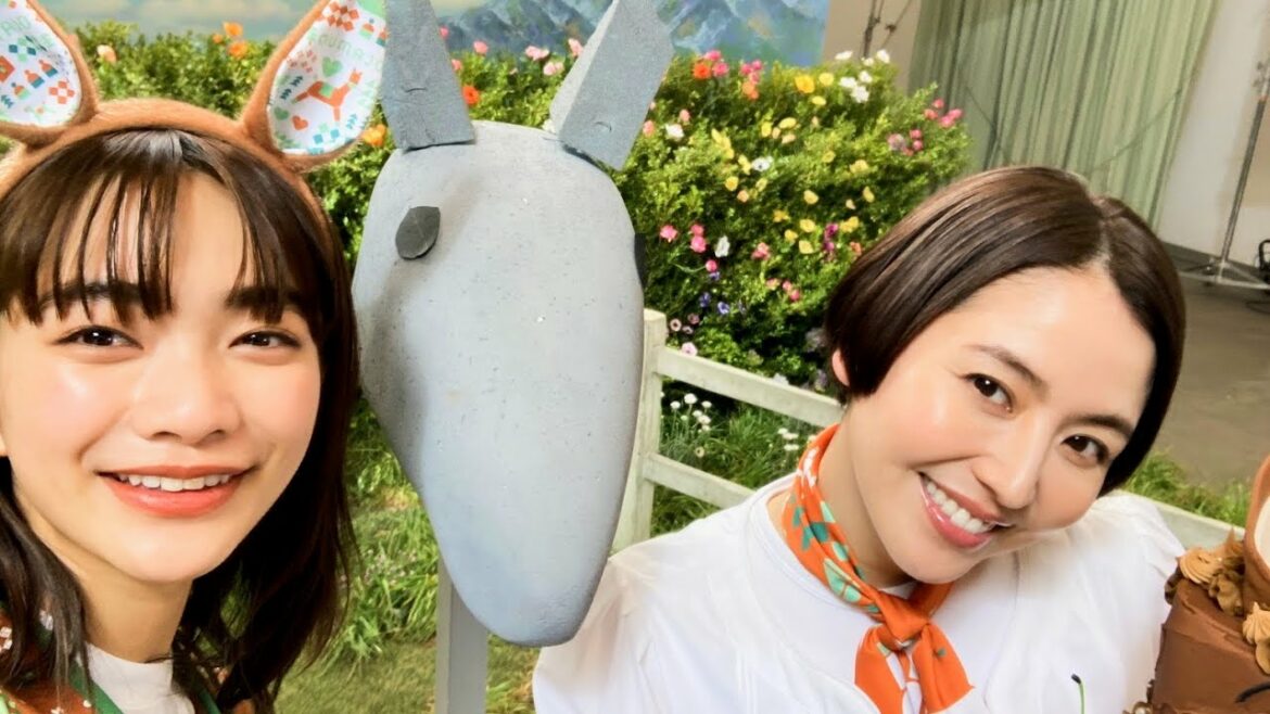 長澤まさみ&見上愛、あざと可愛いUMAJO(ウマジョ)になって競馬を満喫／JRA CM＋メイキング＋インタビュー