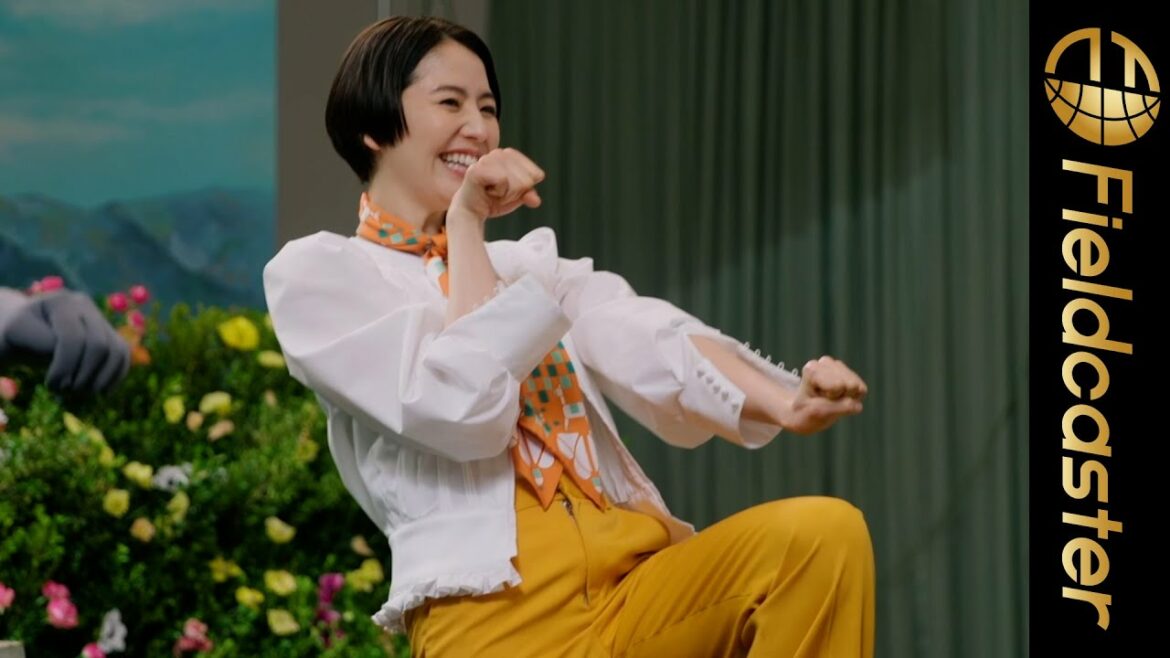 長澤まさみが馬になりきる！？可愛すぎるダンスを披露！「ポーズは苦戦した」