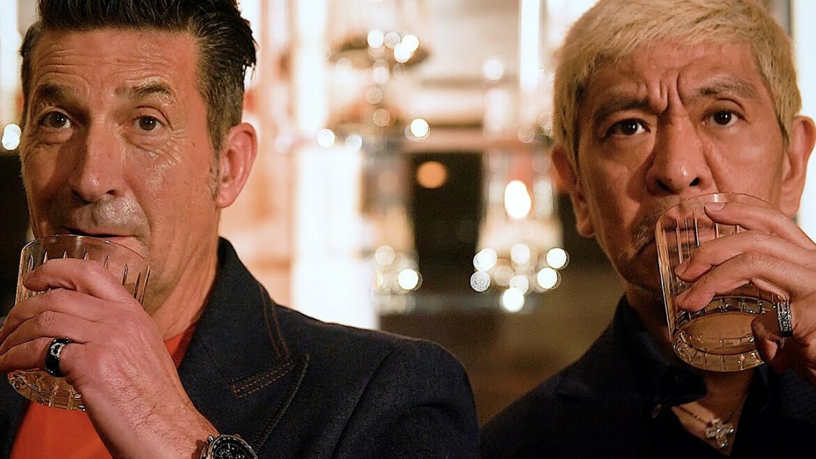 松本人志、"チョイ悪オヤジ"『LEON』日本人で初表紙に登場