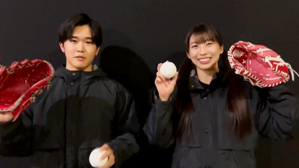 モー娘。牧野真莉愛＆鈴木福が撮影の合間にキャッチボール！　セパ交流戦 キャッチボール映像